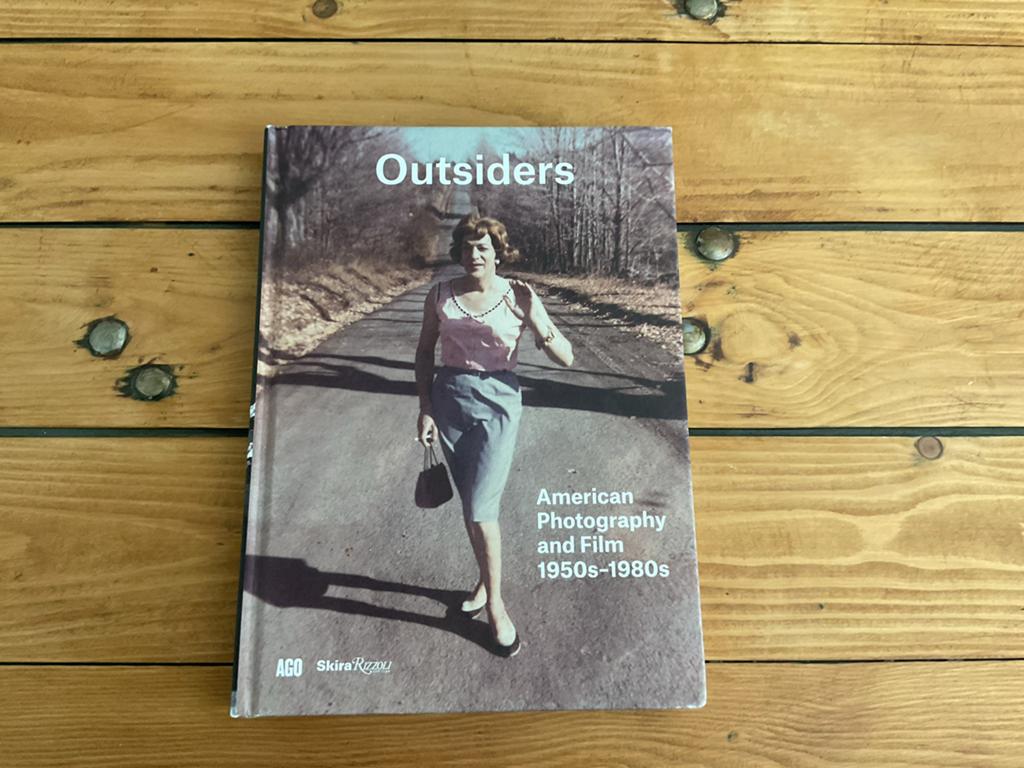 Outsiders: American Photography and Film 1950s-1980s, Boeken, Ophalen of Verzenden, Zo goed als nieuw, Fotografie algemeen