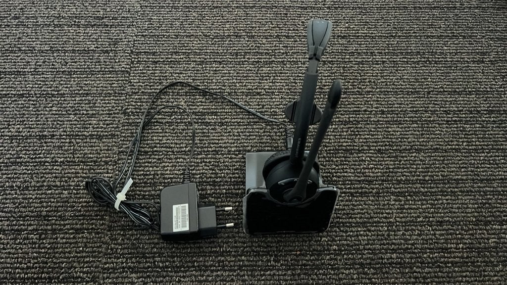 Plantronics C052A CS520 MONO Wireless Headset, Computers en Software, Headsets, Gebruikt, Mute-functie, On-ear, Ophalen of Verzenden