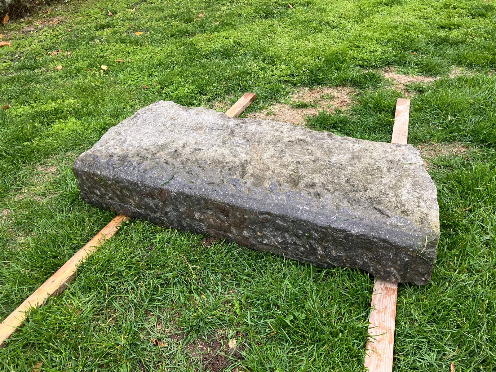 Authentieke Belgische blauwsteen trottoirbanden 3 stuks, Tuin en Terras, Ophalen, Gebruikt, Natuursteen, Overige typen