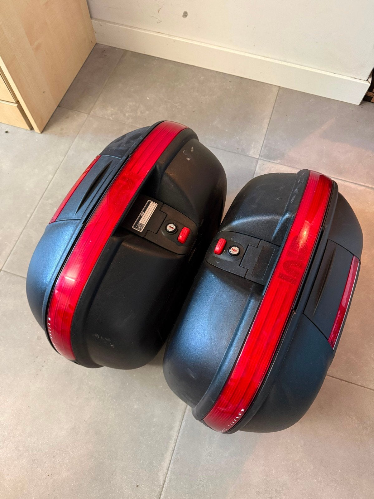 Givi Zijkoffers Motor met 2 Originele Sleutels, Motoren, Accessoires | Koffers en Tassen, Ophalen of Verzenden, Gebruikt