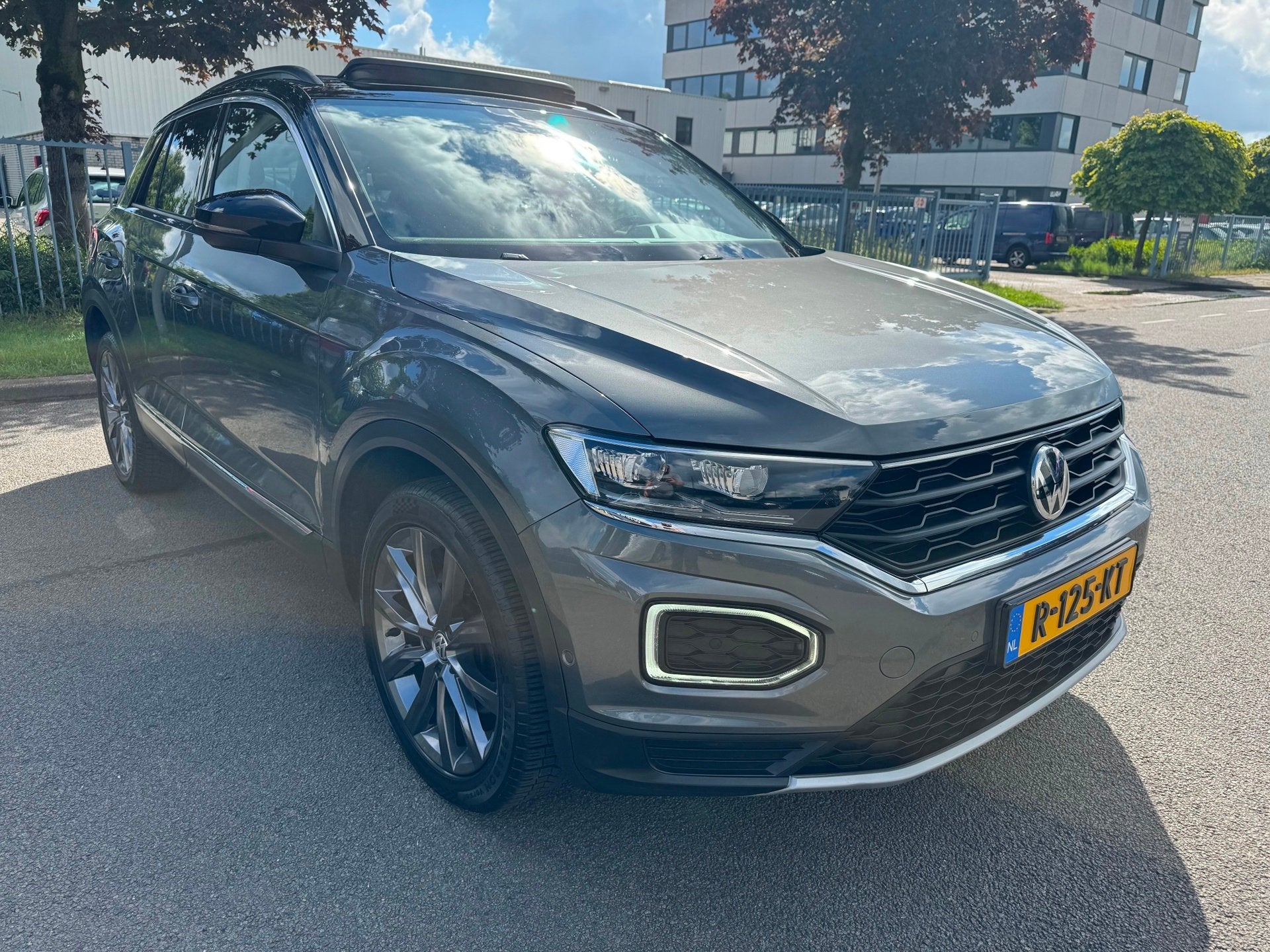 Volkswagen T-Roc 1.0 TSI Style Panorama Virtual Stuurverw. C, Voorwielaandrijving, Stof, Gebruikt, 116 pk