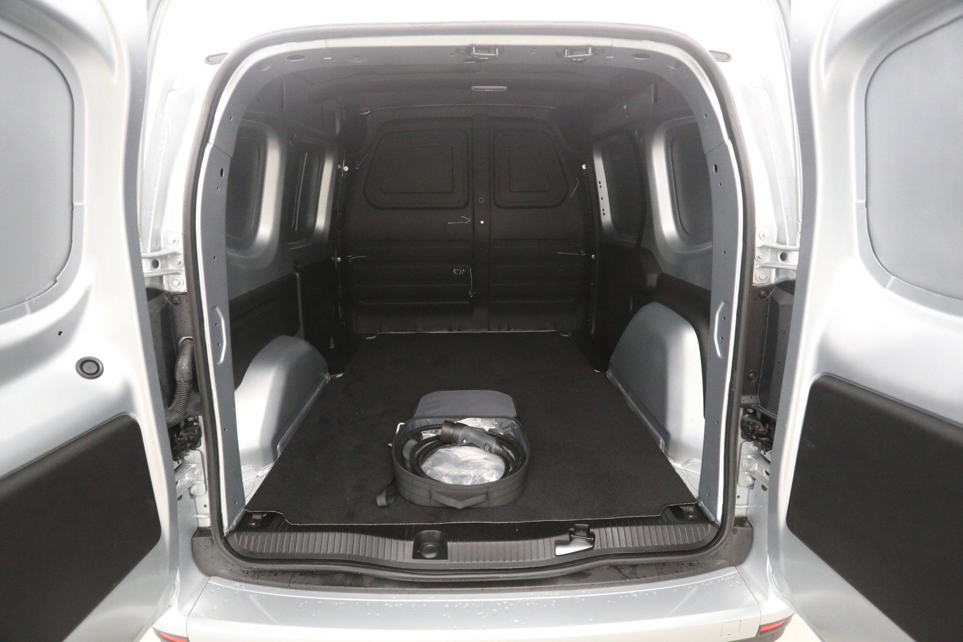 Renault Kangoo Mercedes-Benz eCitan 112 51 kWh | NIEUW | Sne, 45 kWh, Stof, 1595 kg, Renault