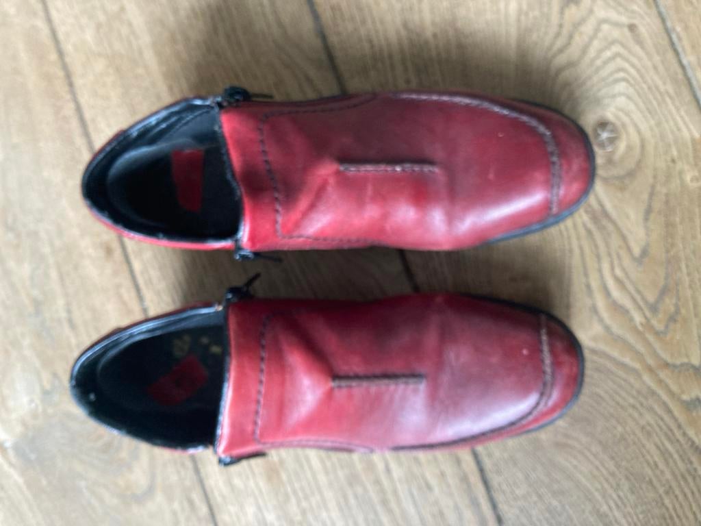 Rode halfhoge laarsjes van rieker. Maat 39, Lage of Enkellaarzen, Ophalen of Verzenden, Gedragen, Rood
