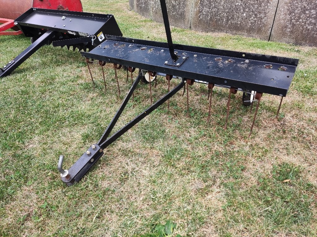 4 werktuigen  voor achter de zitmaaier, quad, etc., Ophalen, Gebruikt, Husqvarna, 90 tot 120 cm
