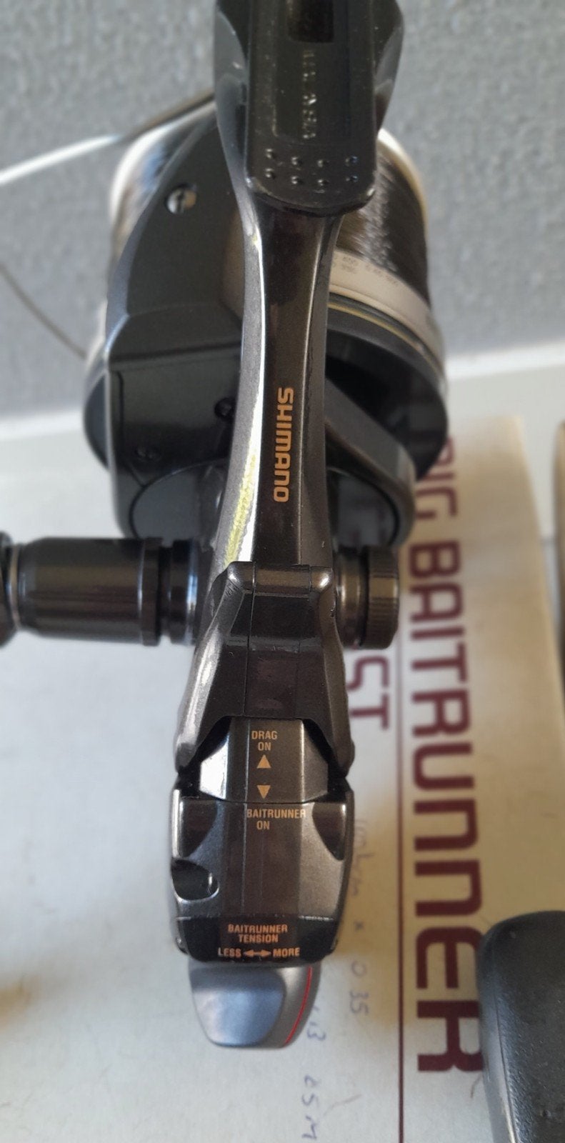 2 keer shimano big baitrunner lc met dozen + 2 reserve spoel, Ophalen of Verzenden, Zo goed als nieuw, Molen