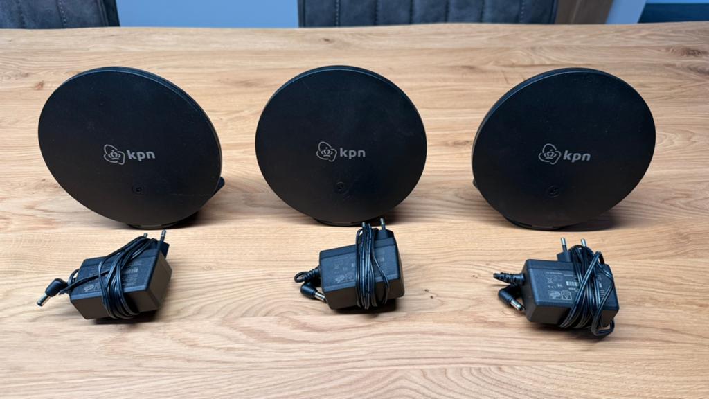 Te koop: 3x KPN SuperWifi 2 – sterk en stabiel wifi in huis, Ophalen of Verzenden, Zo goed als nieuw
