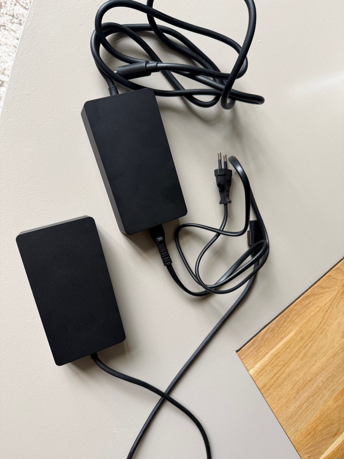 Microsoft Surface Dock 2 - Docking station voor laptops, Ophalen of Verzenden, Gebruikt, Docking station, Laptop