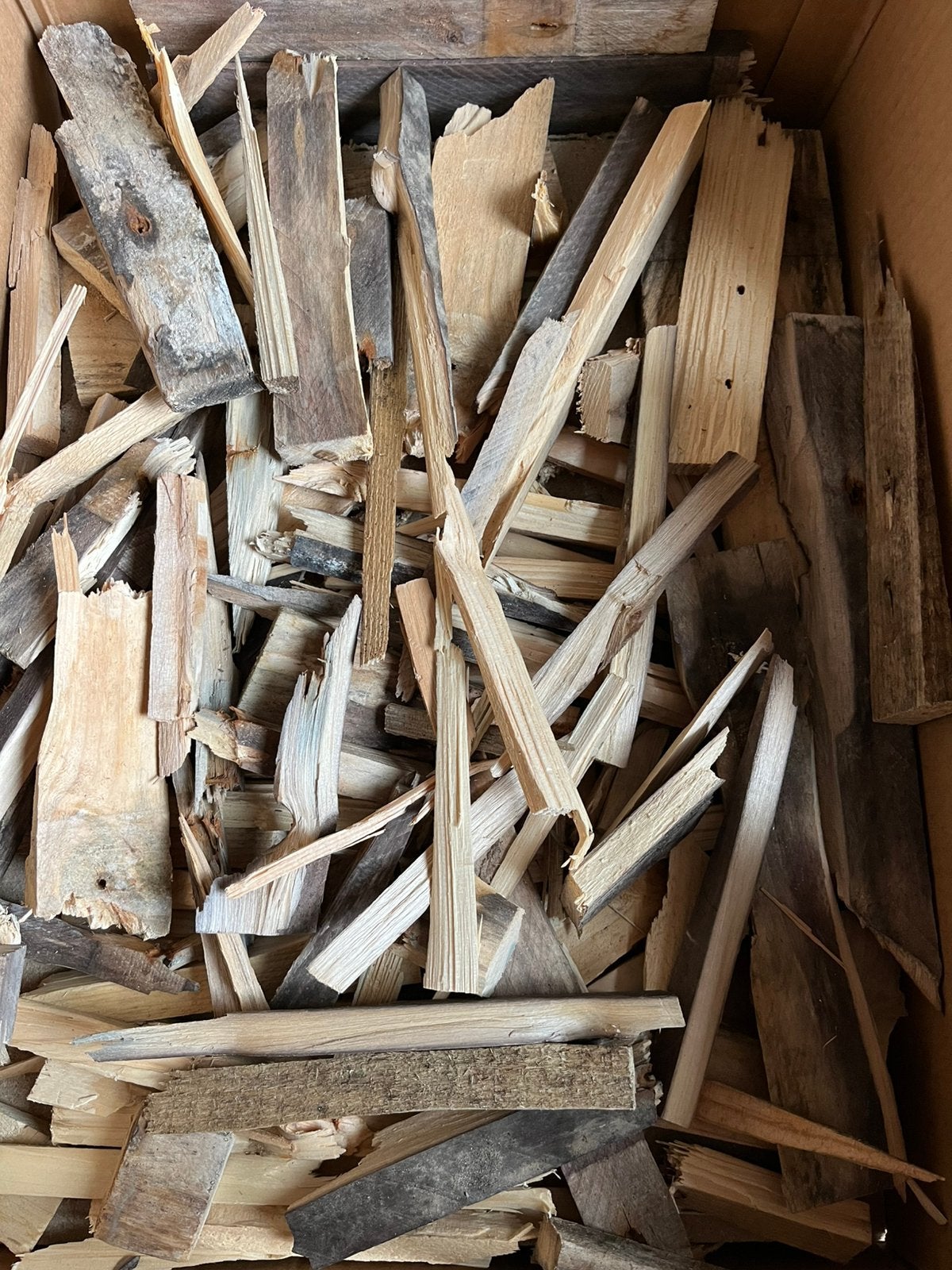 Gratis kachel of vuurkorf hout droog, Tuin en Terras, Haardhout, Minder dan 3 m³, Ophalen