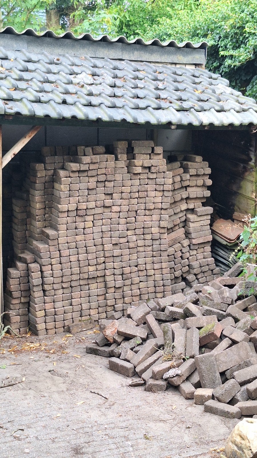 Gratis stenen/klinkers zelf ophalen, Tuin en Terras, Ophalen, Gebruikt, 10 m² of meer, Klinkers
