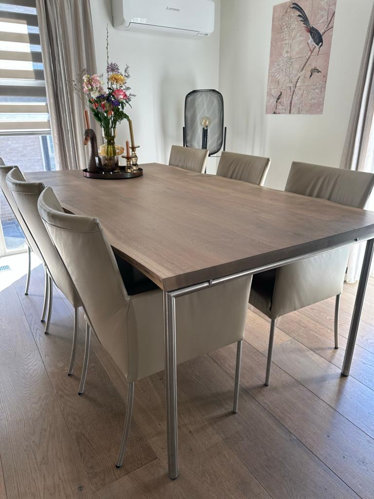 Eikenhouten eettafel met 6 leren stoelen, Huis en Inrichting, Tafels | Eettafels, Ophalen, Gebruikt, 100 tot 150 cm, Eikenhout