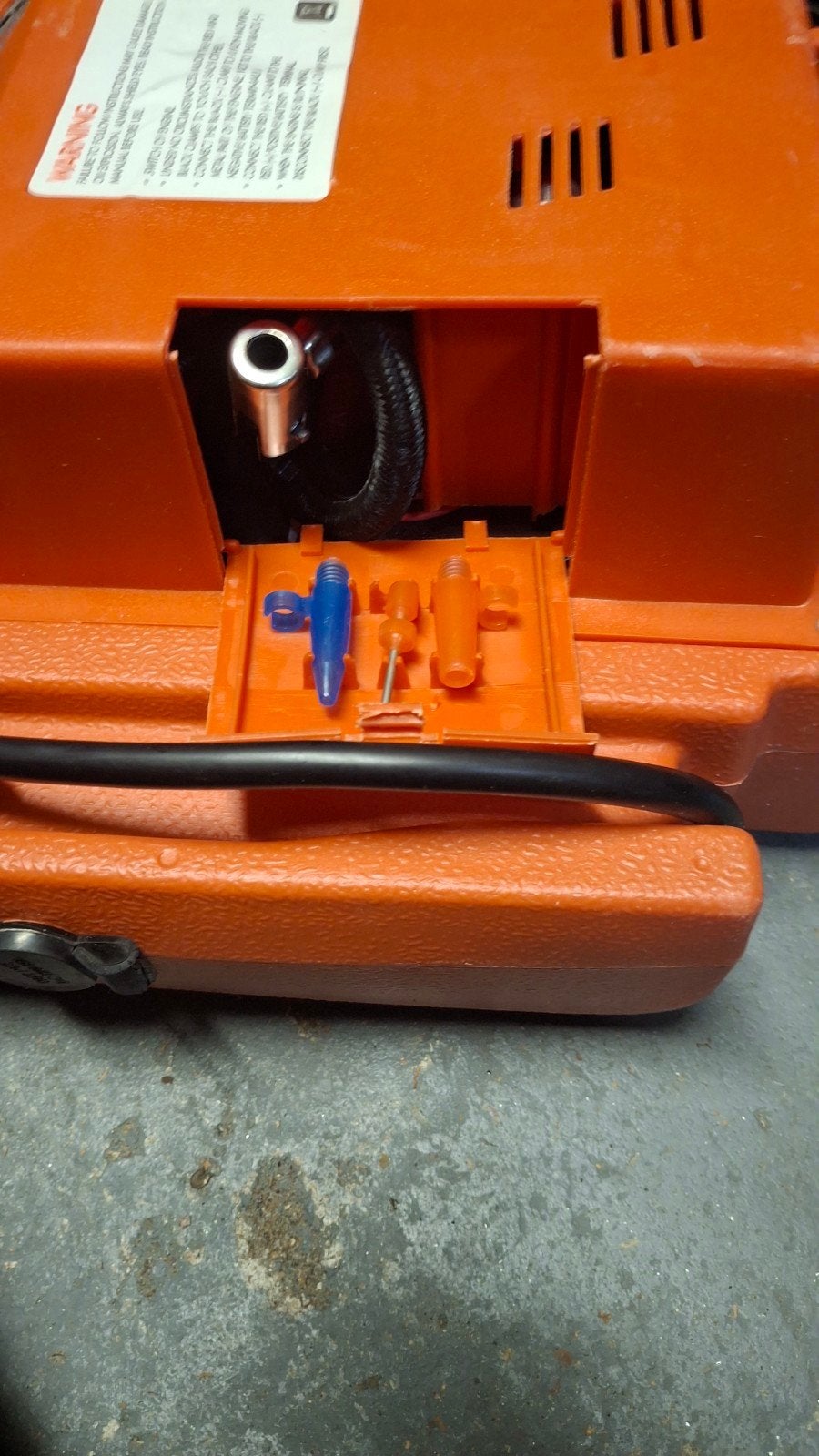 Cosmic Jumpstarter 12 volt 18bar luchtpomp, Nieuw