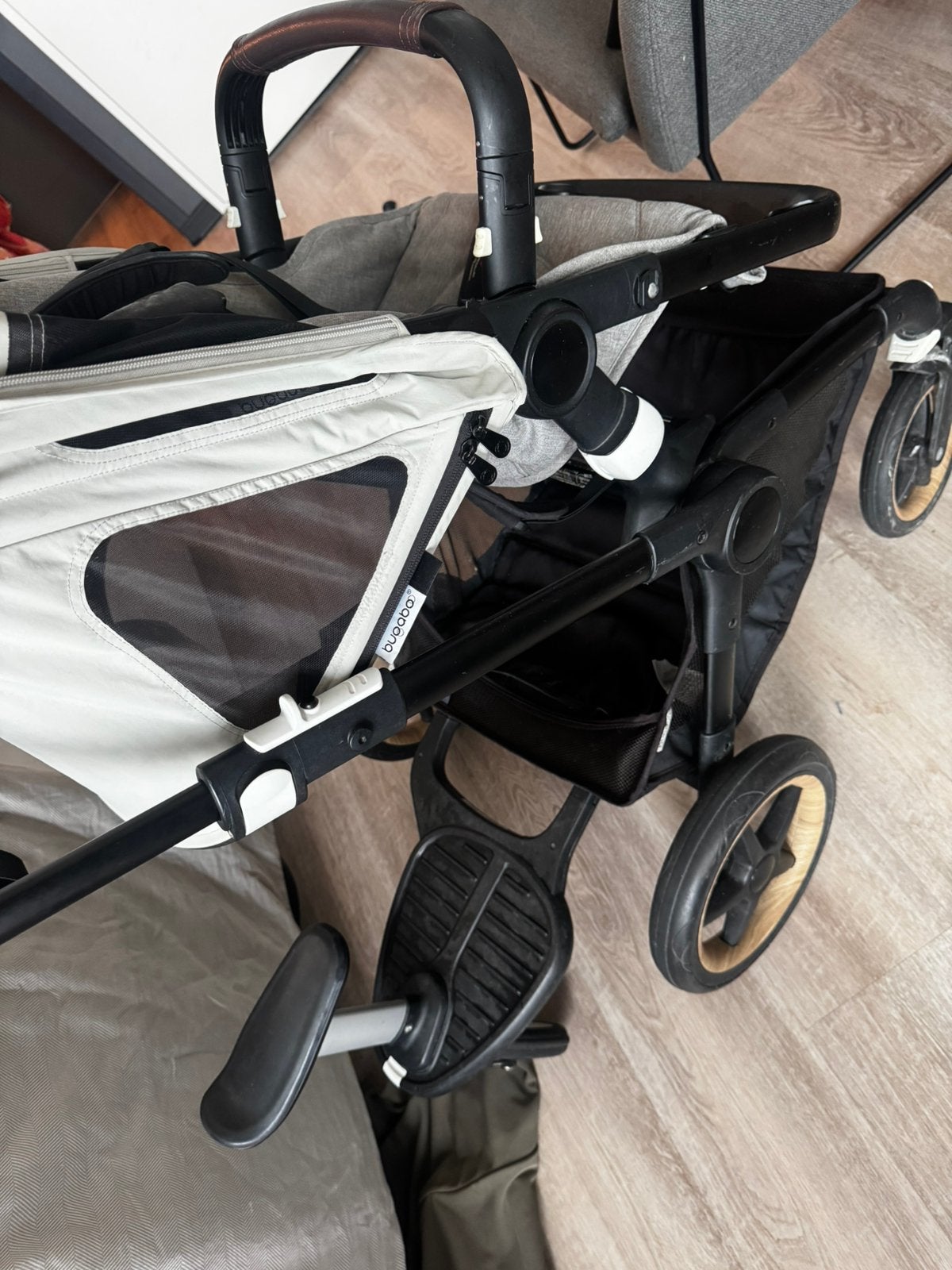 Foto 14 van Complete Bugaboo Fox Set Bassinet,Seat,Maxi-Cosi