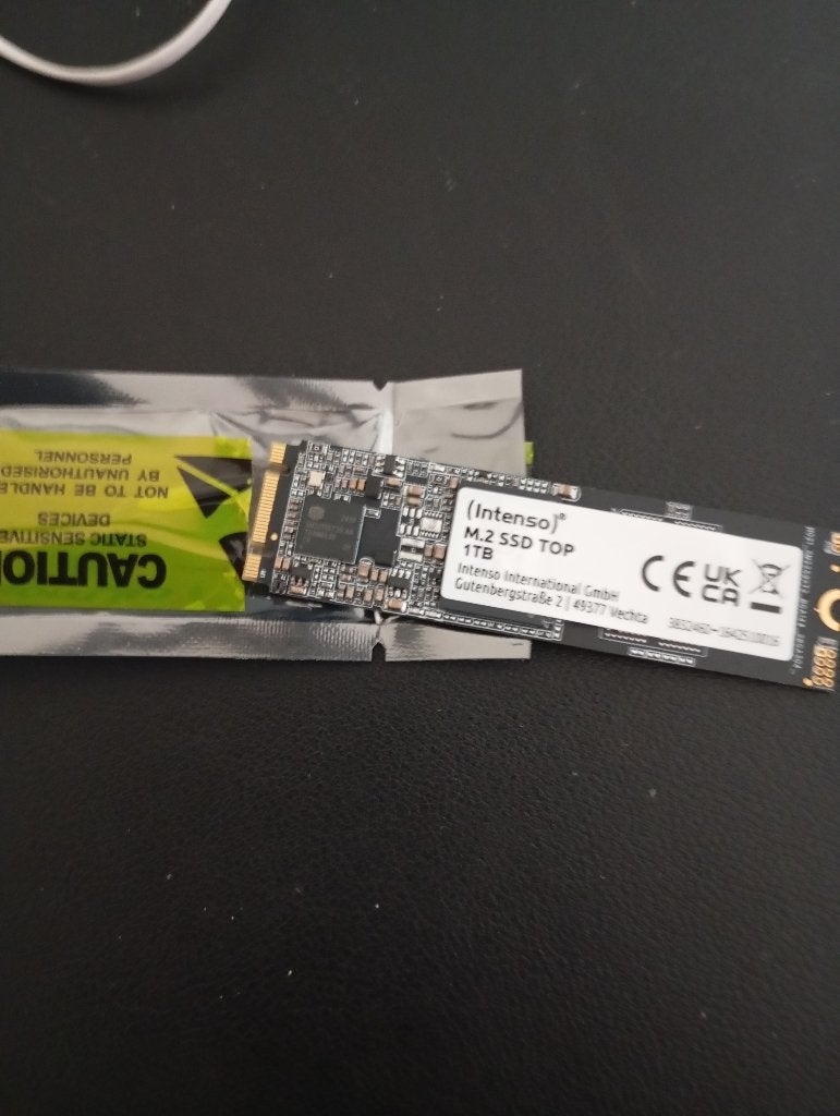 INTENSO M.2 SSD SATA III TOP 1TB Interne SSD NIEUW, Computers en Software, Harde schijven, Nieuw, Laptop, Intern, SSD, Ophalen of Verzenden