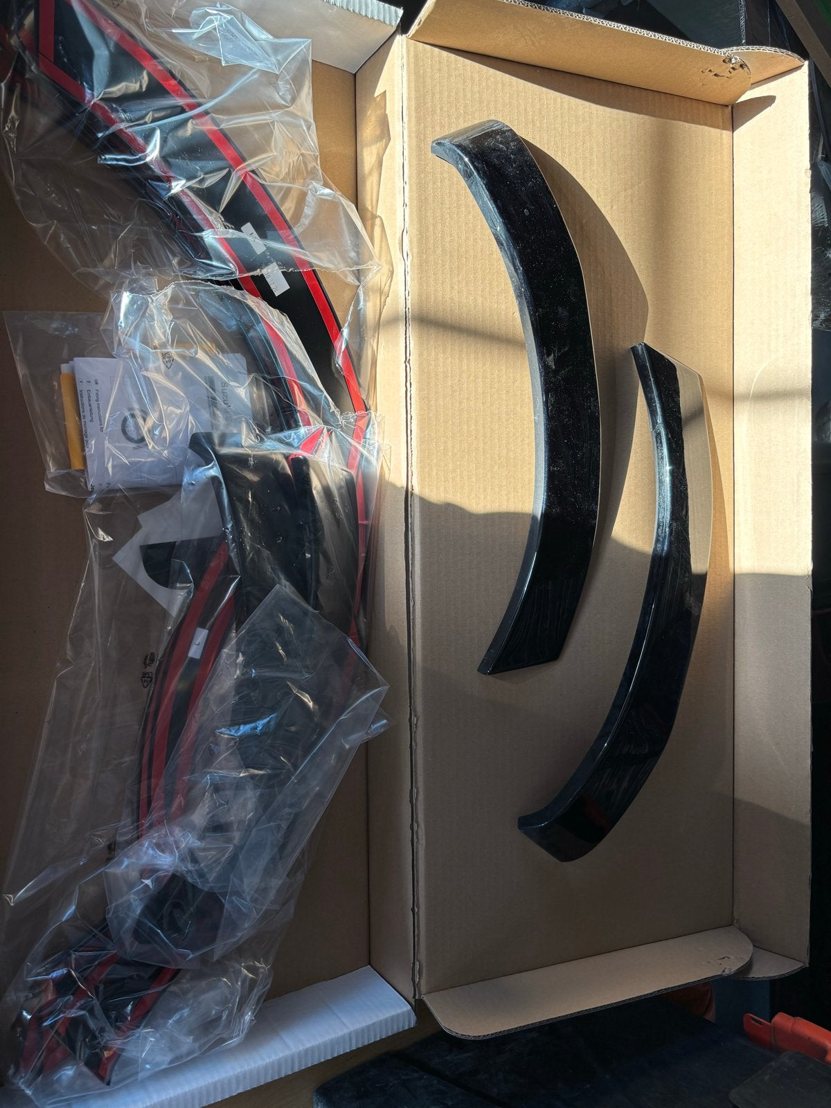 Spatbordverbreders Suzuki Swift 5-deurs, Gebruikt, Voor, Ophalen of Verzenden, Spatbord