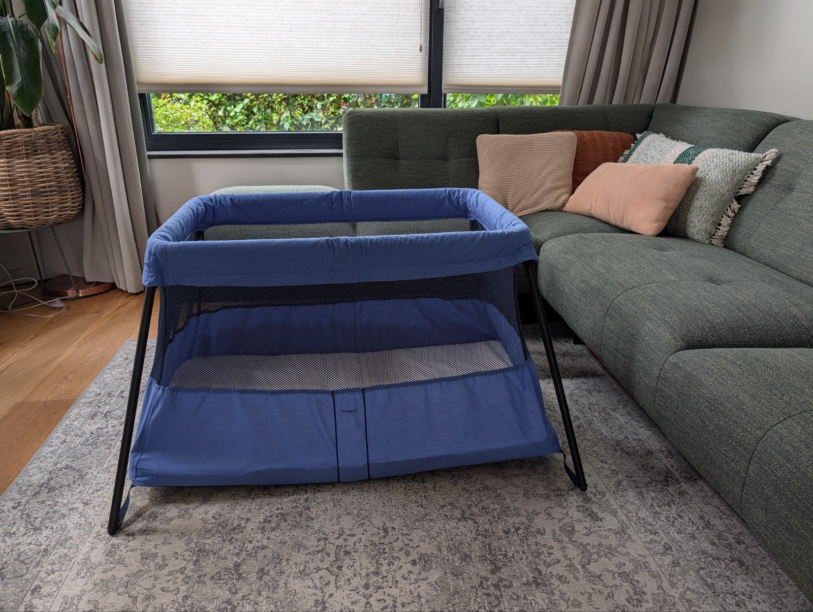 Baby Bjorn reisbed, zeer nette staat, Kinderen en Baby's, Babywiegjes en Ledikanten, Ophalen of Verzenden, Zo goed als nieuw, Reisbedje