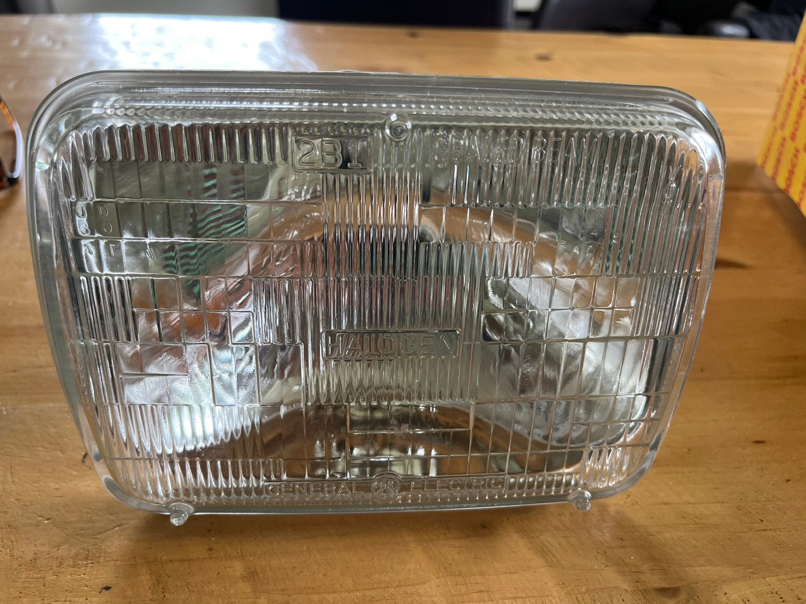 Koplamp nieuw in origine verpakking nos Suzuki/renault, Ophalen of Verzenden, Nieuw, Renault