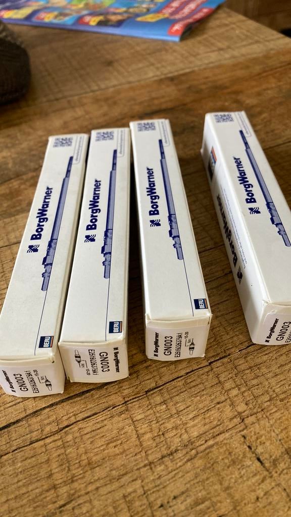 Gloeibougies 4 stuks, Auto-onderdelen, Ophalen of Verzenden, Nieuw, Jeep