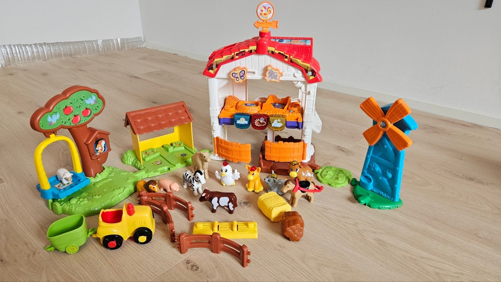 VTech Vrolijke Dierenboerderij Speelset met extra's, Ophalen, Gebruikt, 6 maanden tot 2 jaar