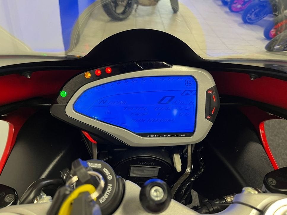 ⭐️⭐MV Agusta F4 1000 R (bj 2015)⭐️⭐, 4 cilinders, Motorrijbewijs A, MV Agusta, Bedrijf
