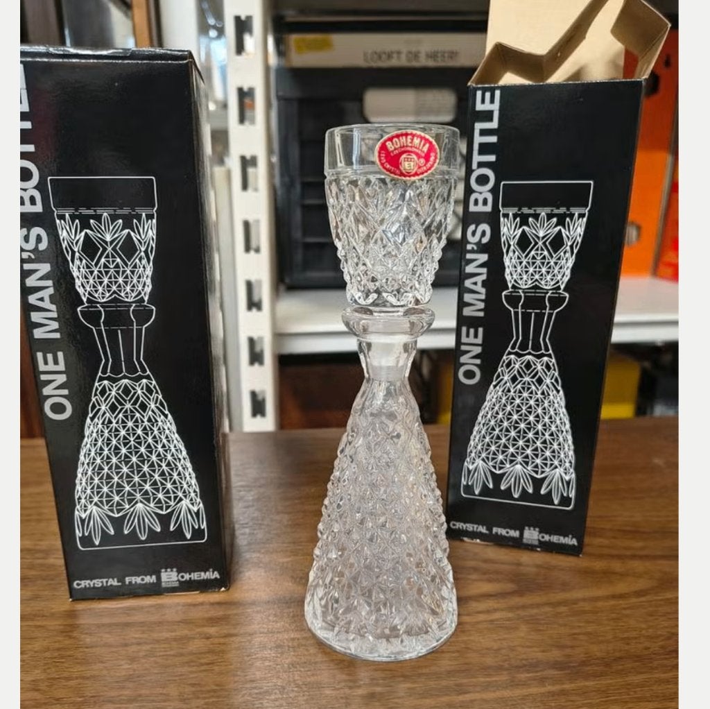 Bohemia one man's bottle Lood kristal karaf met glaasje, Antiek en Kunst, Antiek | Glas en Kristal, Ophalen