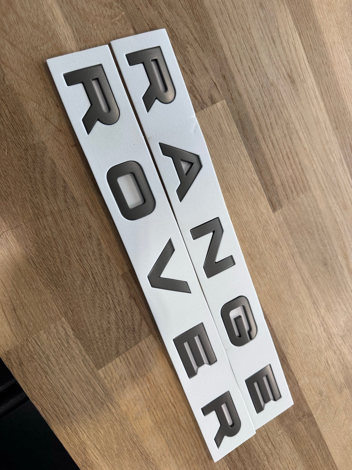 Range Rover Emblemen - Nieuw logo logo’s embleem, Ophalen of Verzenden, Nieuw