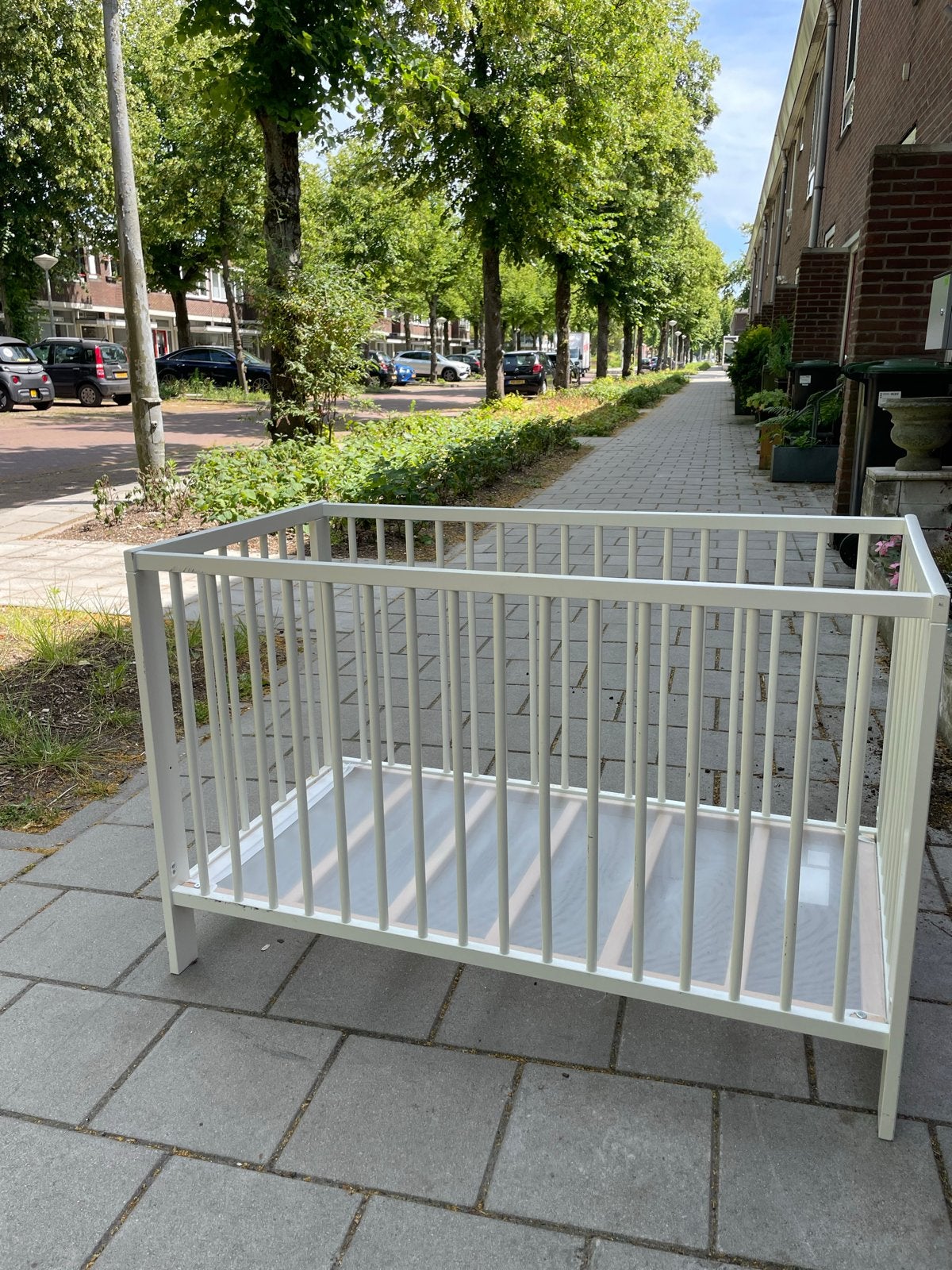 Met matras ledikant /baby bedje of peuter IKEA SUNDVIK cot, Ophalen of Verzenden, Nieuw, Ledikant