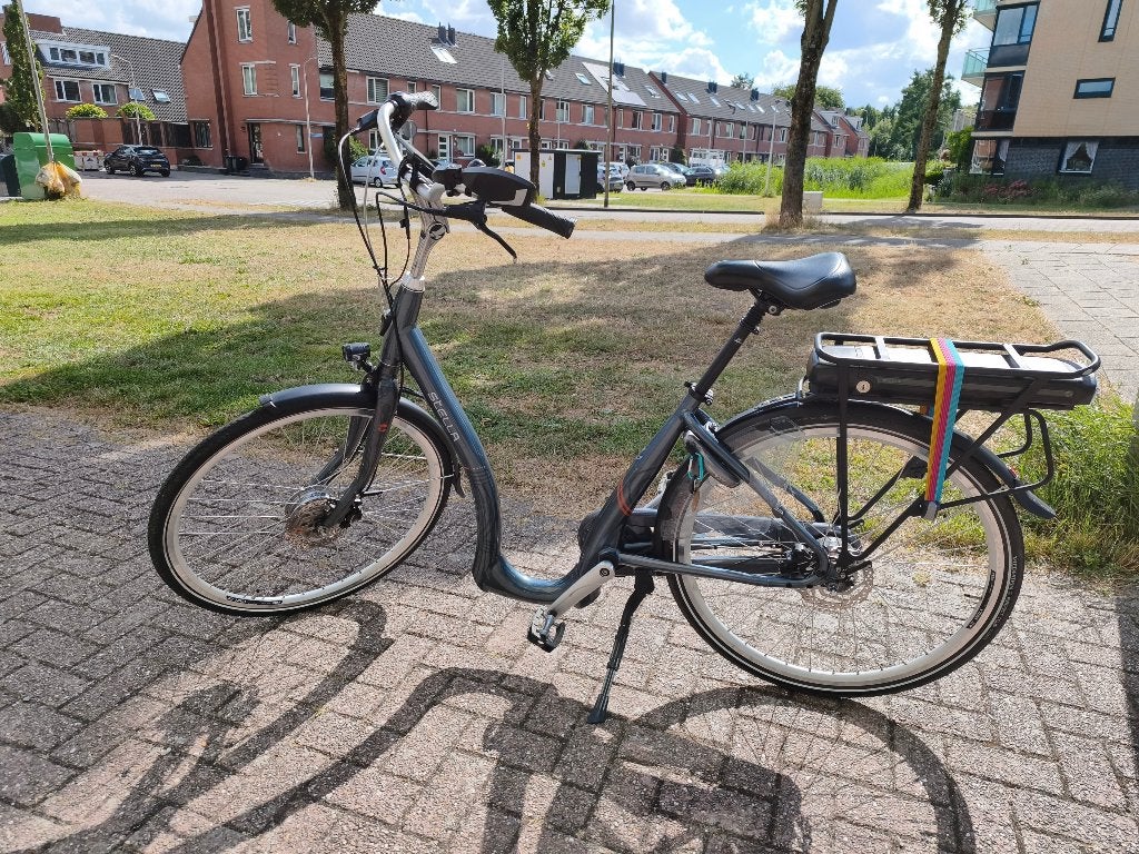 Stella Nantes E-Bike – Lage instap – Maat M - ZGAN, Zo goed als nieuw, 51 tot 55 cm, 50 km per accu of meer, Ophalen