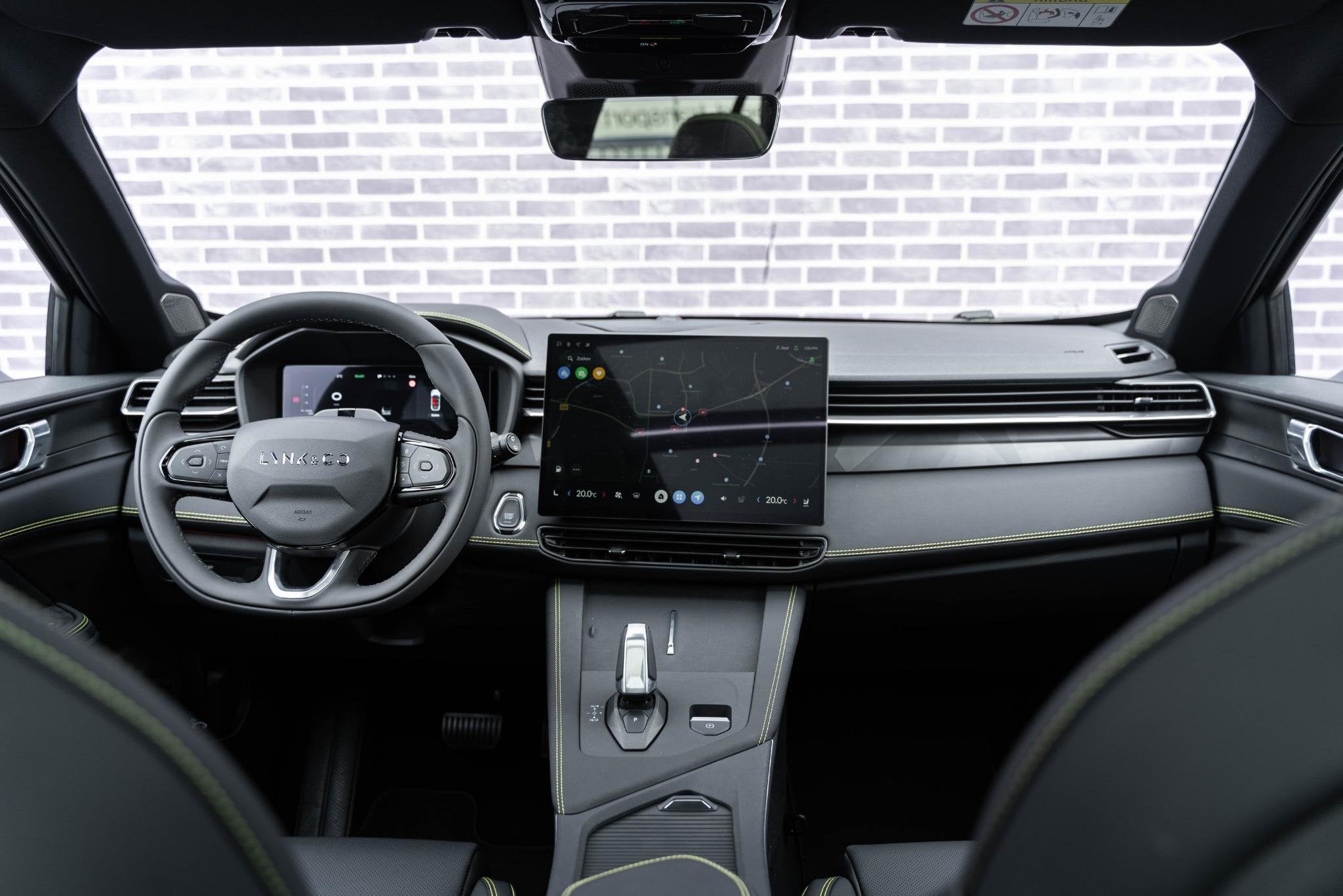 Lynk & Co 01 1.5 Plug-in Hybrid More | PHEV | Panoramadak |, 4 cilinders, Bedrijf, Hybride Elektrisch/Benzine, 1835 kg