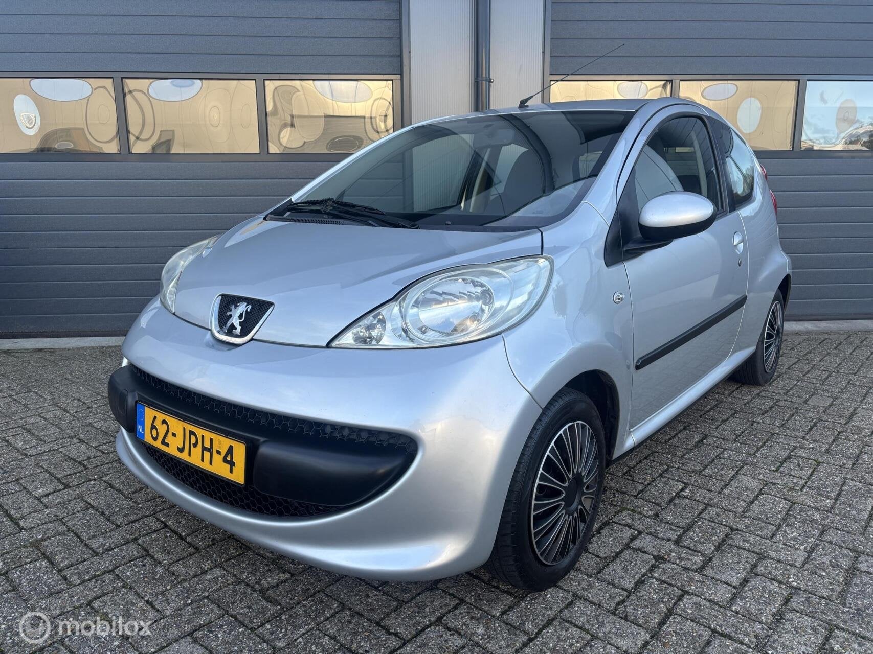 Peugeot 107 1.0-12V XS AUTOMAAT Uitvoering _ Bwj 2008, Auto's, 4 stoelen, 68 pk, Bedrijf, Elektrische ramen