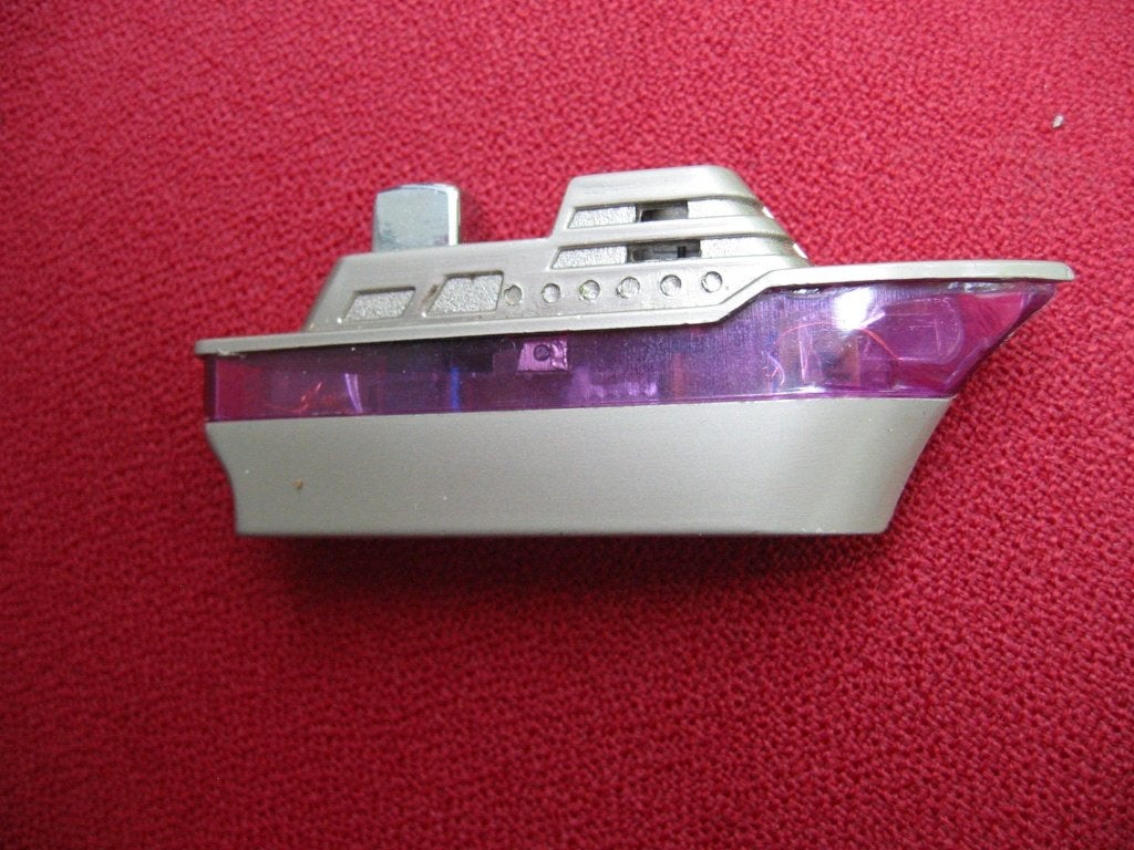 5 bijzondere aanstekers: Schip /Toilet /logo's /Brandblusser, Verzamelen, Ophalen of Verzenden, Zo goed als nieuw, Aansteker