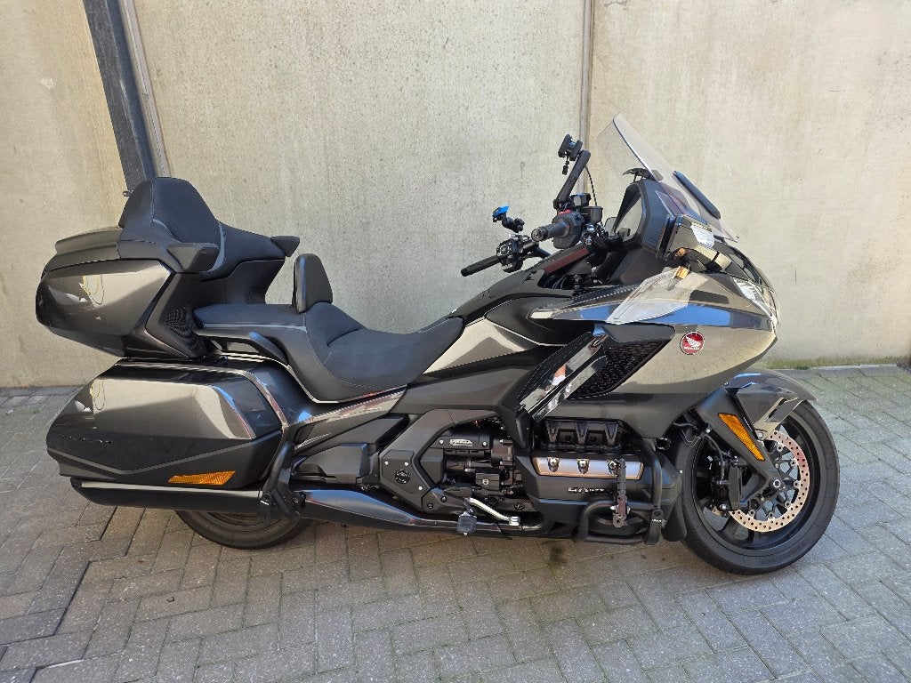 Honda GoldWing GL1800 Deluxe DCT - 7200km NIEUWSTAAT, Particulier, Meer dan 35 kW, Toermotor, Automaat