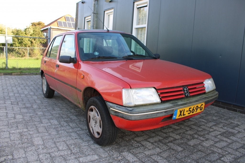 Peugeot 205 1.8 Génération Diesel ! Uniek - 5 deurs, Auto's, Voorwielaandrijving, Centrale vergrendeling, Bedrijf, 1769 cc