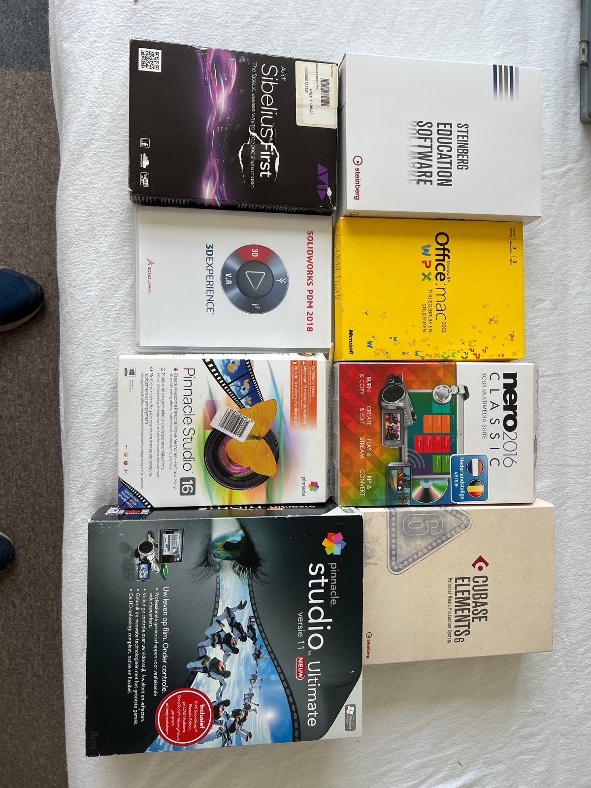 Softwarepakket: Sibelius, Office, Pinnacle, Nero, Cubase, Computers en Software, Ophalen, Gebruikt, Windows