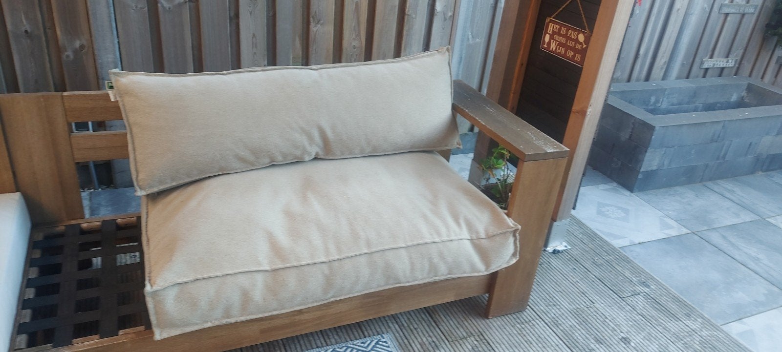 Te koop:4 sets palletkussenset van 2L GARDEN,Beige, Tuin en Terras, Ophalen, Overige materialen, Loungeset, 8 zitplaatsen