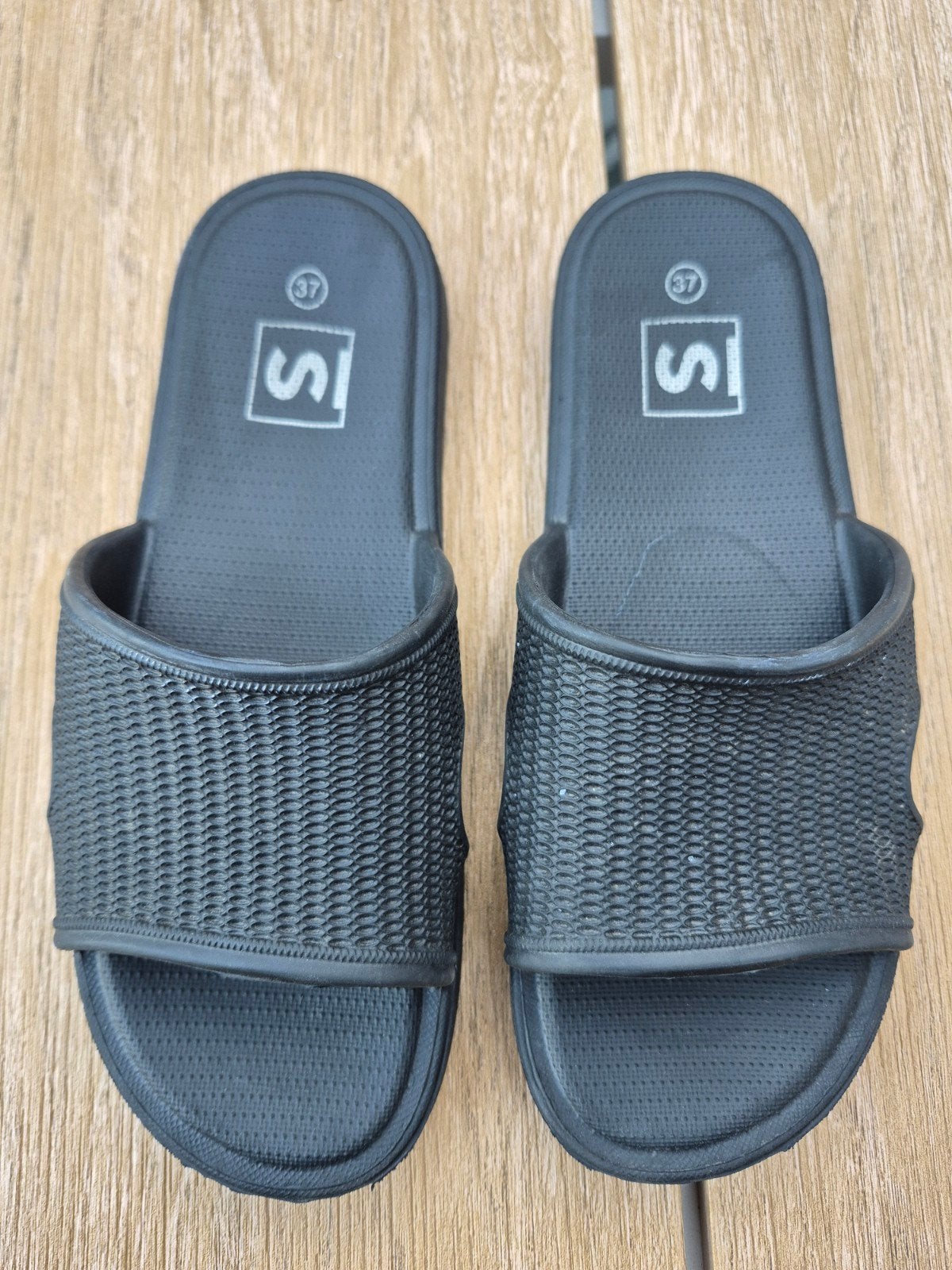 jongens badslippers maat 37
merk Scapino € 5,00, Overige typen, Ophalen of Verzenden, Zo goed als nieuw, Scapino