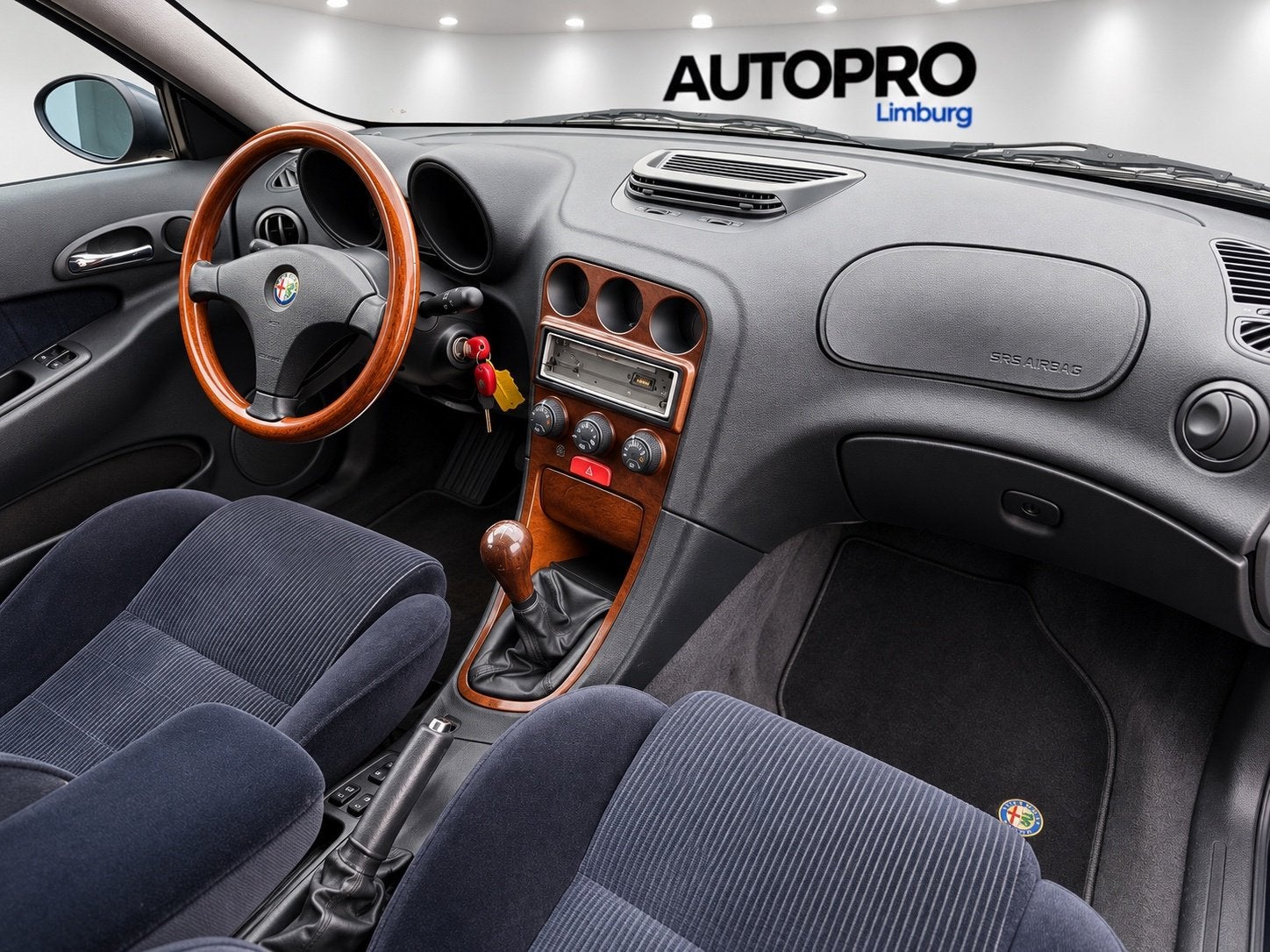 Alfa Romeo 156 1.8-16V T.Spark Uniek 1e Eigenaar, Auto's, Stof, Gebruikt, 1225 kg, 4 cilinders