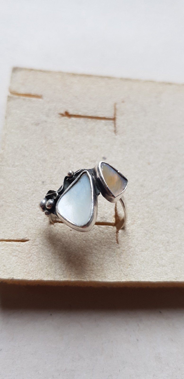 Oude zilveren ring met maansteen, Ophalen of Verzenden, Zilver, Ring, Met edelsteen