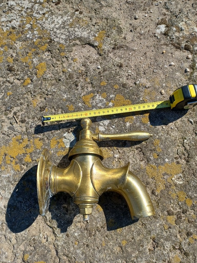 tap / kraan, Tuin en Terras, Ophalen of Verzenden, Zo goed als nieuw, Overige materialen, Waterornament