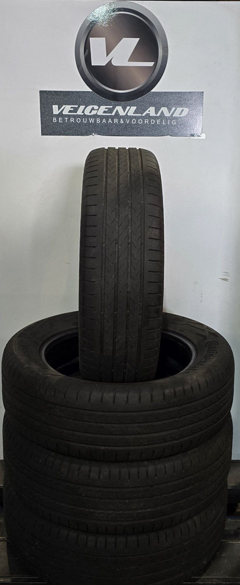 Continental Eco Contact 6Q 215-60-18 2156018 215/60R18 98H, 18 inch, -, -, Ophalen of Verzenden