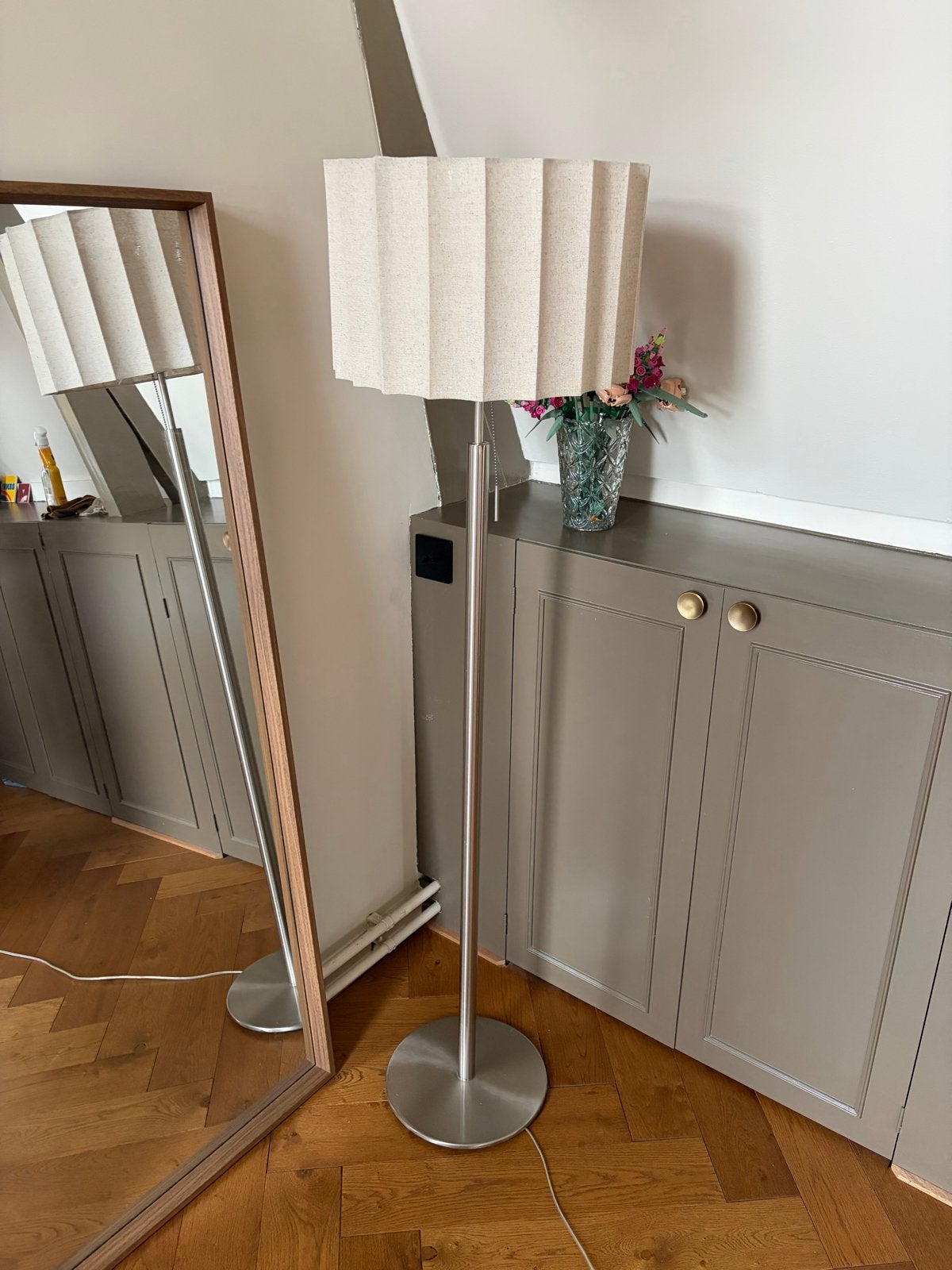 Stijlvolle vloerlamp met beige linnen kap, Ophalen, Gebruikt, Metaal, 100 tot 150 cm