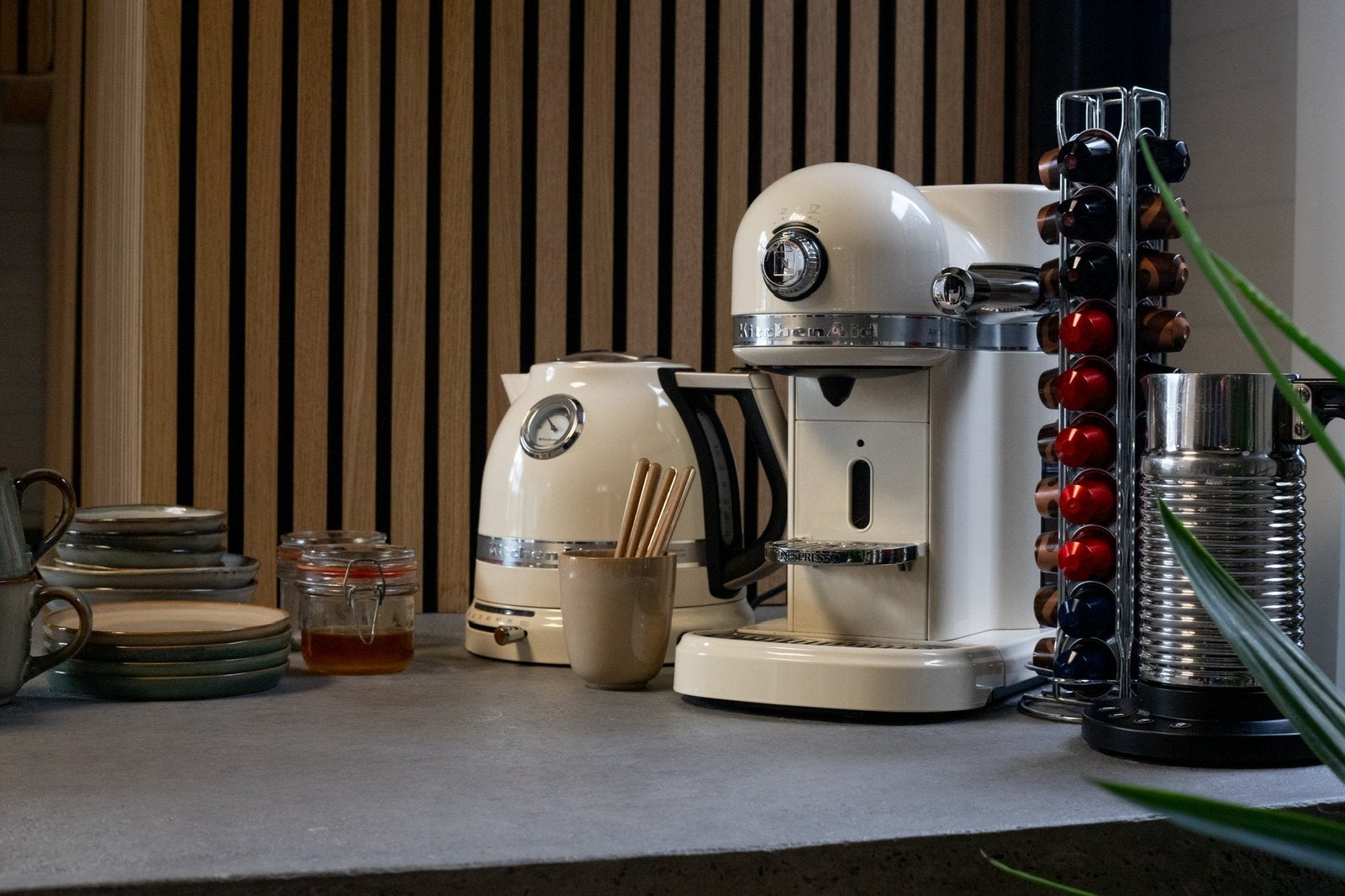Kitchenaid Nespresso koffiezetapparaat en waterkoker, Witgoed en Apparatuur, Koffiezetapparaten, Ophalen of Verzenden, Gebruikt