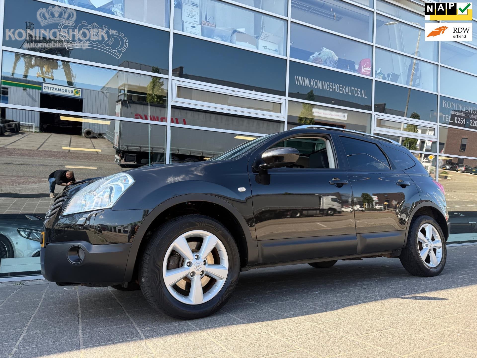 Nissan Qashqai +2 2.0 Tekna 4WD Automaat Youngtimer, Auto's, Automaat, Gebruikt, Zwart, 4 cilinders