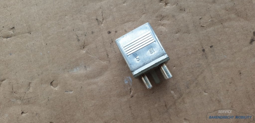 Airco relais W126 Mercedes S klasse 0015420219 origineel geb, Gebruikt, Mercedes-Benz AG, Mercedes-Benz, Ophalen of Verzenden