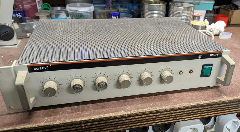 Vintage Philips SQ 22 Versterker - 1975 - niet getest, Gebruikt, 60 tot 120 watt, Stereo, Ophalen
