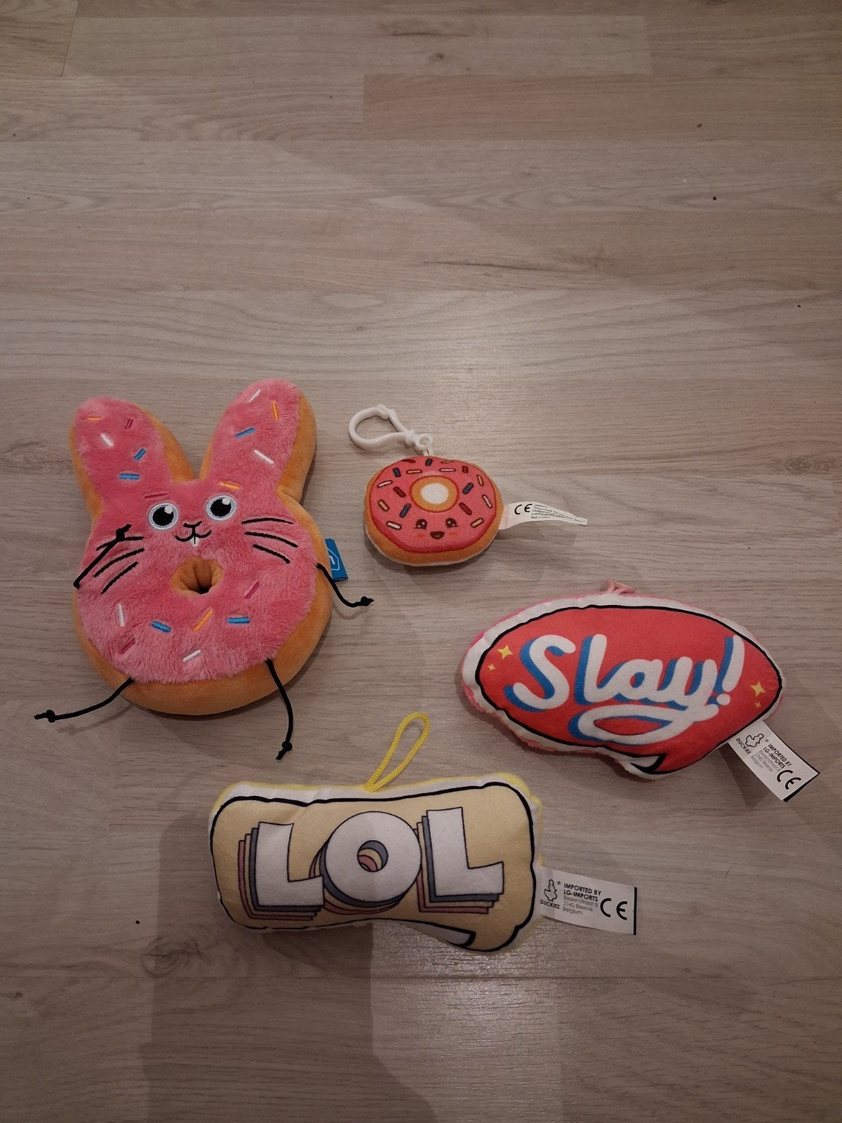 Leuke knuffels: donut konijn, donut sleutelhanger, Slay!,, Albert Heijn, Ophalen of Verzenden, Roze, Konijn