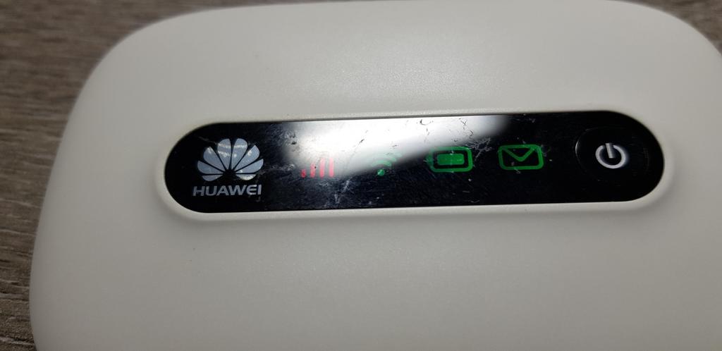 Bij kast opruiming kwam ik deze, Mobile wifi tegen., Ophalen of Verzenden, Zo goed als nieuw, Huawei