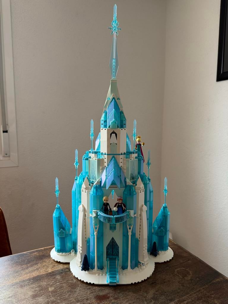 Lego 43197 Frozen IJskasteel - Complete Set, Kinderen en Baby's, Speelgoed | Duplo en Lego, Ophalen of Verzenden, Zo goed als nieuw
