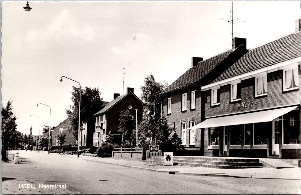 Heel - Heerstraat (1975), Verzenden, 1960 tot 1980, Gelopen, Limburg