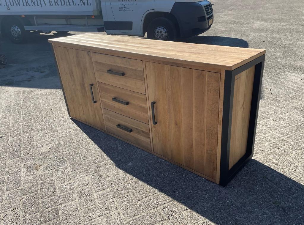 Dressoir Mango look Tijs, Ophalen, Nieuw, Eikenhout