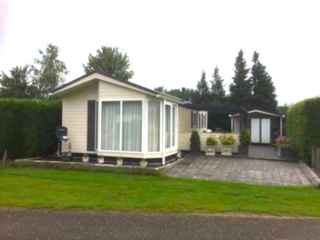 Stacaravan/chalet  te huur Rheeze bij Hardenberg, Caravans en Kamperen